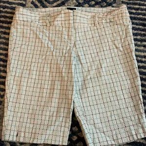 Plaid Bermuda shorts